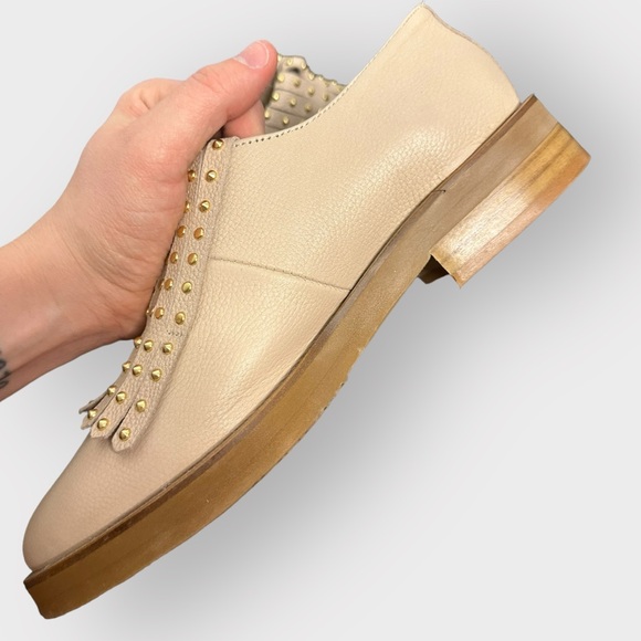 David Tyler Cream Gold Leather Studded Fringe Flats - Picture 5 of 6